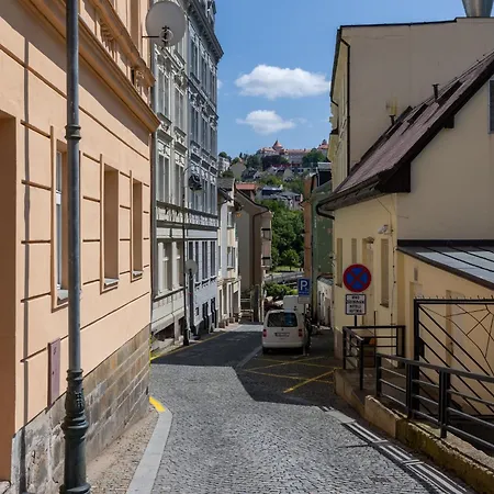 Near Colonnade Lägenhet